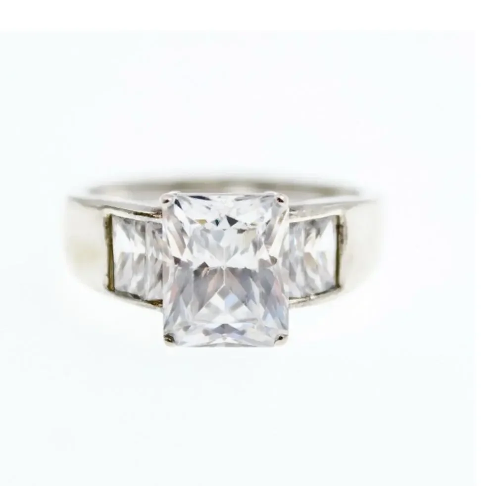 925 Sterling Silver CZ Ring Size 14
